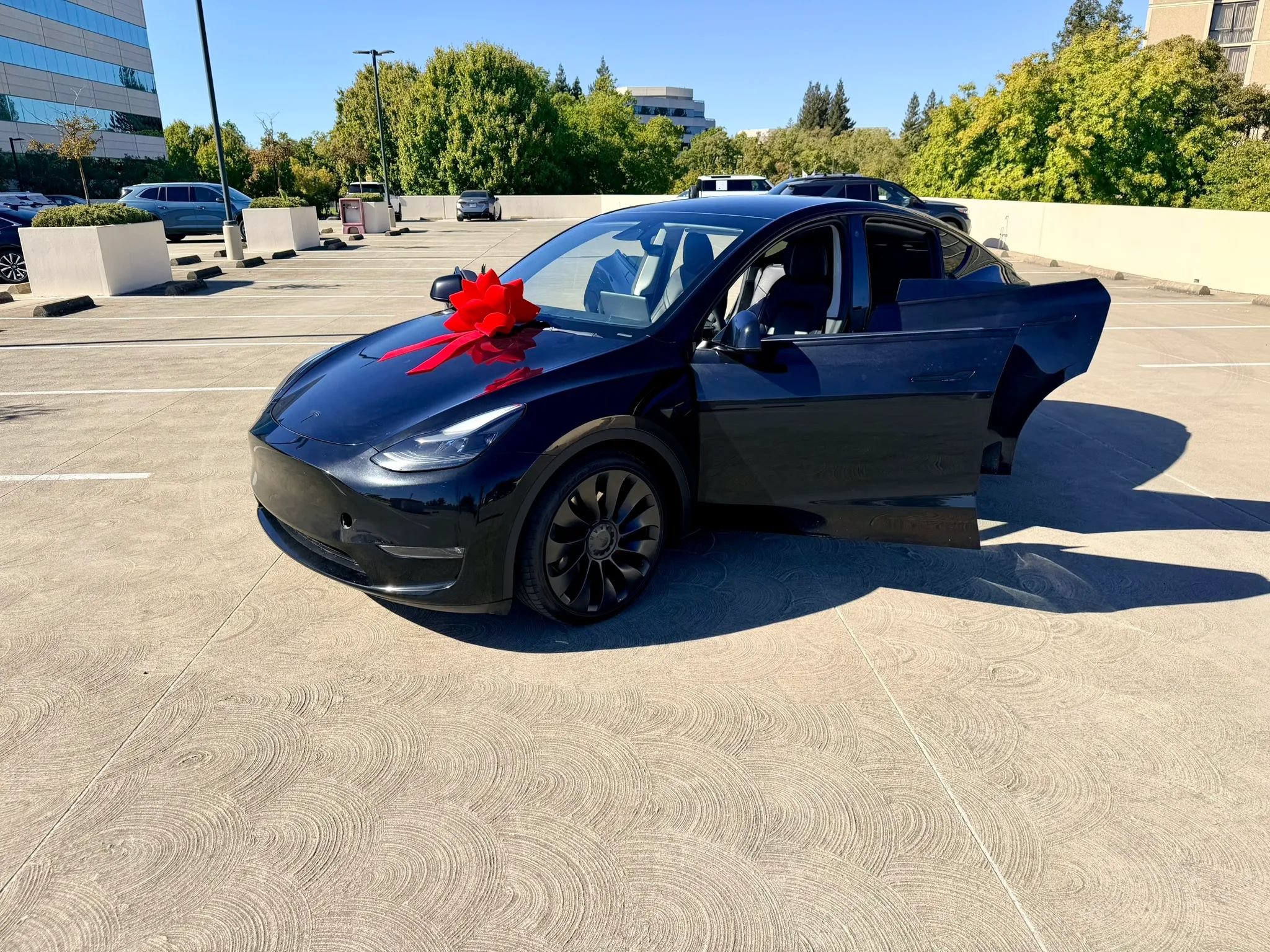 Used 2023 Tesla Model Y Long Range AWD/4WD image 47