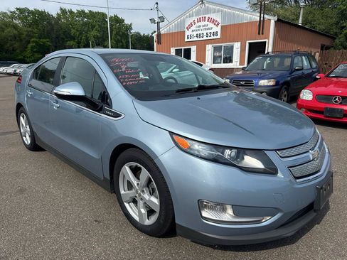 Used 2015 Chevrolet Volt w/ Enhanced Safety Package 1 FWD image 3