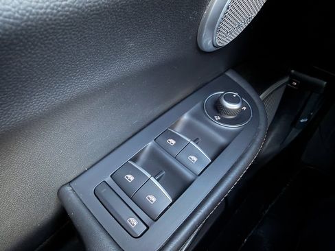 Used 2017 Alfa Romeo Giulia Ti w/ TI Lusso Package image 30