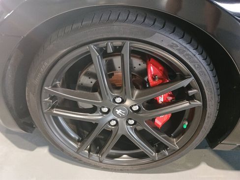 Used 2018 Maserati GranTurismo Sport RWD image 40