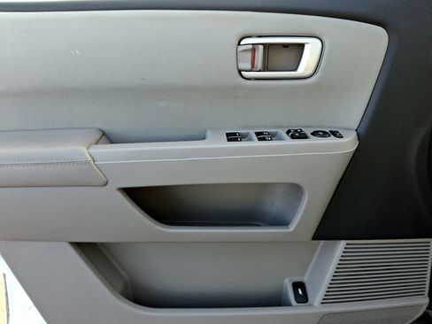 Used 2015 Honda Pilot SE image 13