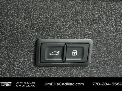 Used 2021 Audi e-tron Premium image 33