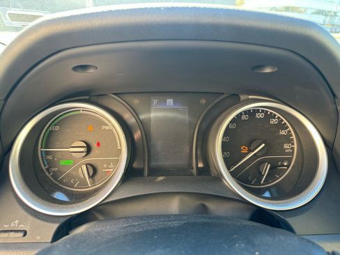 Used 2024 Toyota Camry LE FWD image 15