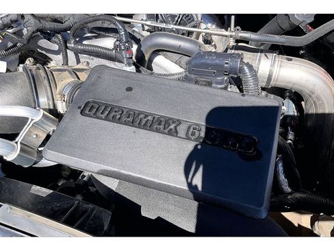 Used 2025 Chevrolet Silverado 3500 LTZ AWD/4WD image 33