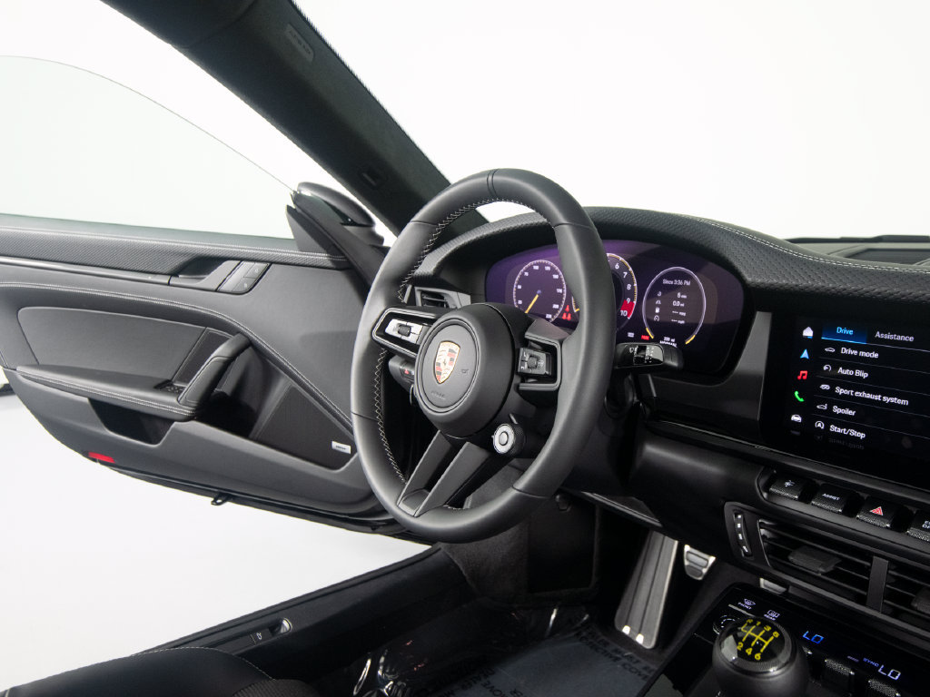 Certified 2026 Porsche 911 GT3 RWD image 38