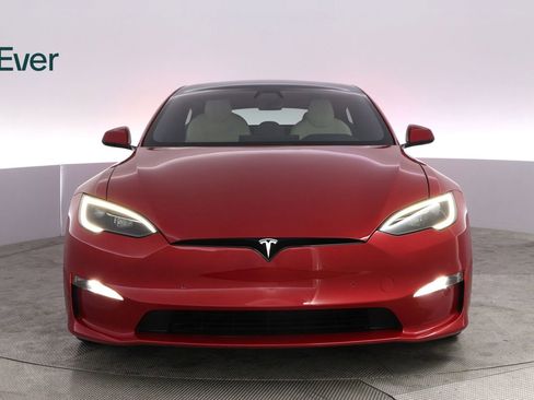 Used 2022 Tesla Model S Plaid image 12
