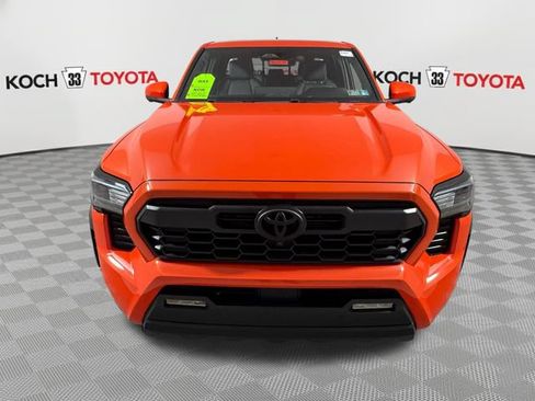 Used 2024 Toyota Tacoma TRD Off-Road w/ TRD Off Road Premium Package AWD/4WD image 2
