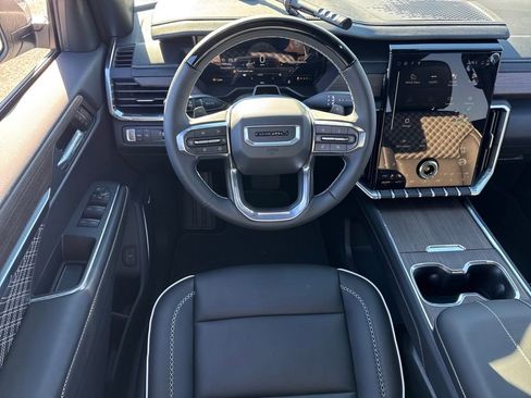 New 2026 GMC Acadia Denali w/ Super Cruise Package FWD image 15