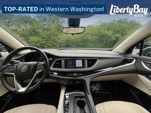 Used 2023 Buick Enclave Avenir w/ Avenir Technology Package AWD/4WD image 22