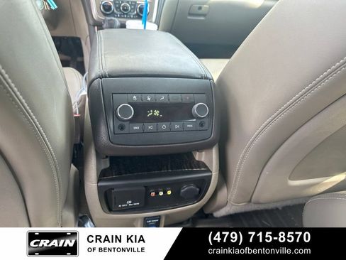 Used 2016 GMC Acadia Denali FWD image 28