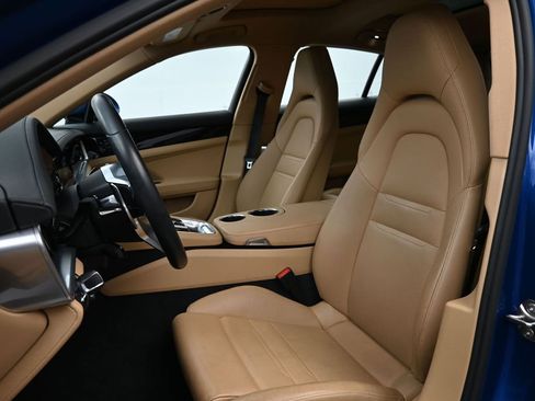 Certified 2018 Porsche Panamera 4S AWD/4WD image 5