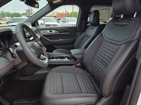 New 2026 Ford Explorer ST-Line w/ ST-Line Street Pack AWD/4WD image 11