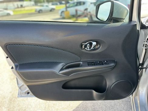 Used 2015 Nissan Versa Note SV image 20