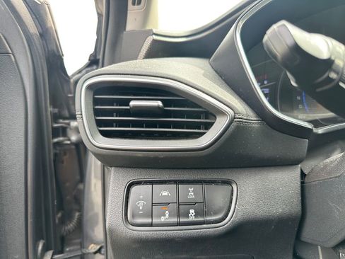 Used 2020 Hyundai Santa Fe SEL image 11