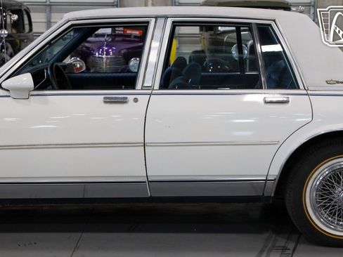 Used 1989 Chevrolet Caprice Classic Brougham image 16