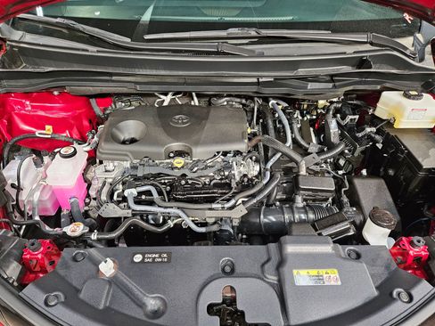 Certified 2025 Toyota Sienna XSE FWD image 19