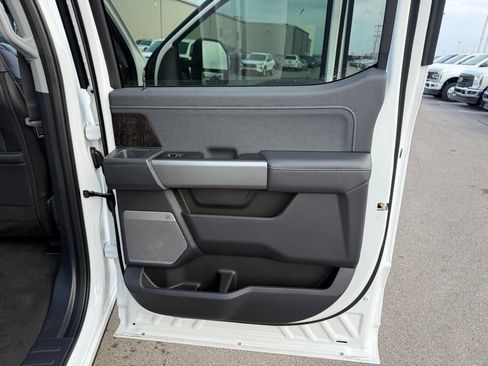 New 2026 Ford F350 Lariat RWD image 23