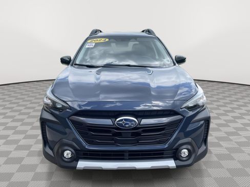 Used 2024 Subaru Outback Limited AWD/4WD image 3
