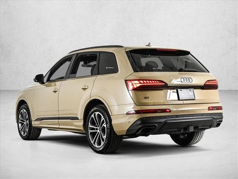 Certified 2025 Audi Q7 2.0T Premium Plus image 8