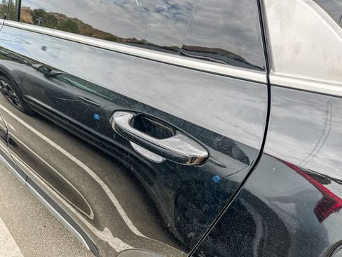 Certified 2023 Kia Sorento EX AWD/4WD image 12