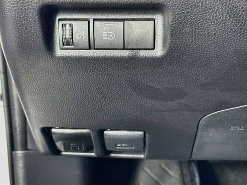 Certified 2025 Toyota RAV4 XLE AWD/4WD image 11