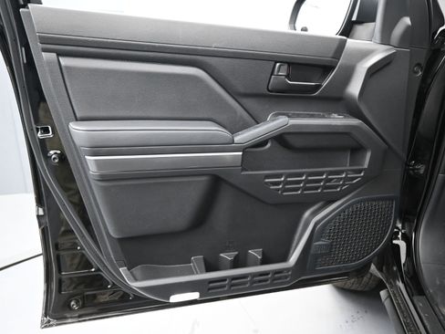 Used 2024 Toyota Tacoma SR5 image 15