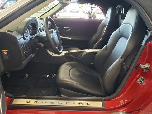 Used 2005 Chrysler Crossfire Limited RWD image 11