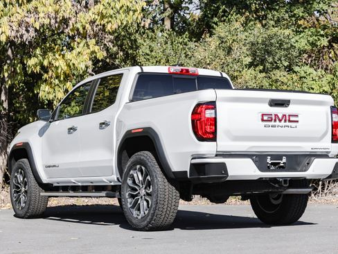 New 2026 GMC Canyon Denali image 6