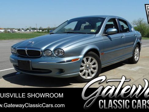 Used 2002 Jaguar X-TYPE 2.5 image 1