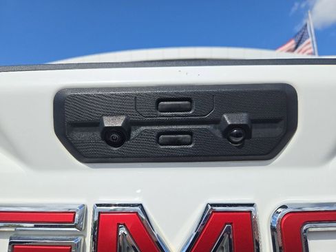 Used 2024 GMC Sierra 2500 AT4 AWD/4WD image 62