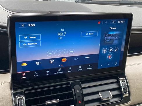 Certified 2024 Lincoln Navigator L Reserve image 24