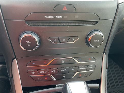 Used 2017 Ford Edge SEL w/ Equipment Group 201A image 25