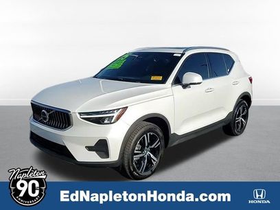 Used 2025 Volvo XC40 B5 Core