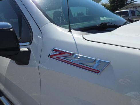 Used 2023 Chevrolet Silverado 1500 LTZ w/ LTZ Convenience Package II AWD/4WD image 18