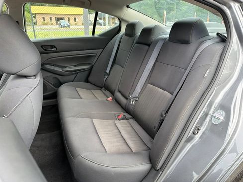 Used 2024 Nissan Altima 2.5 SV FWD image 18