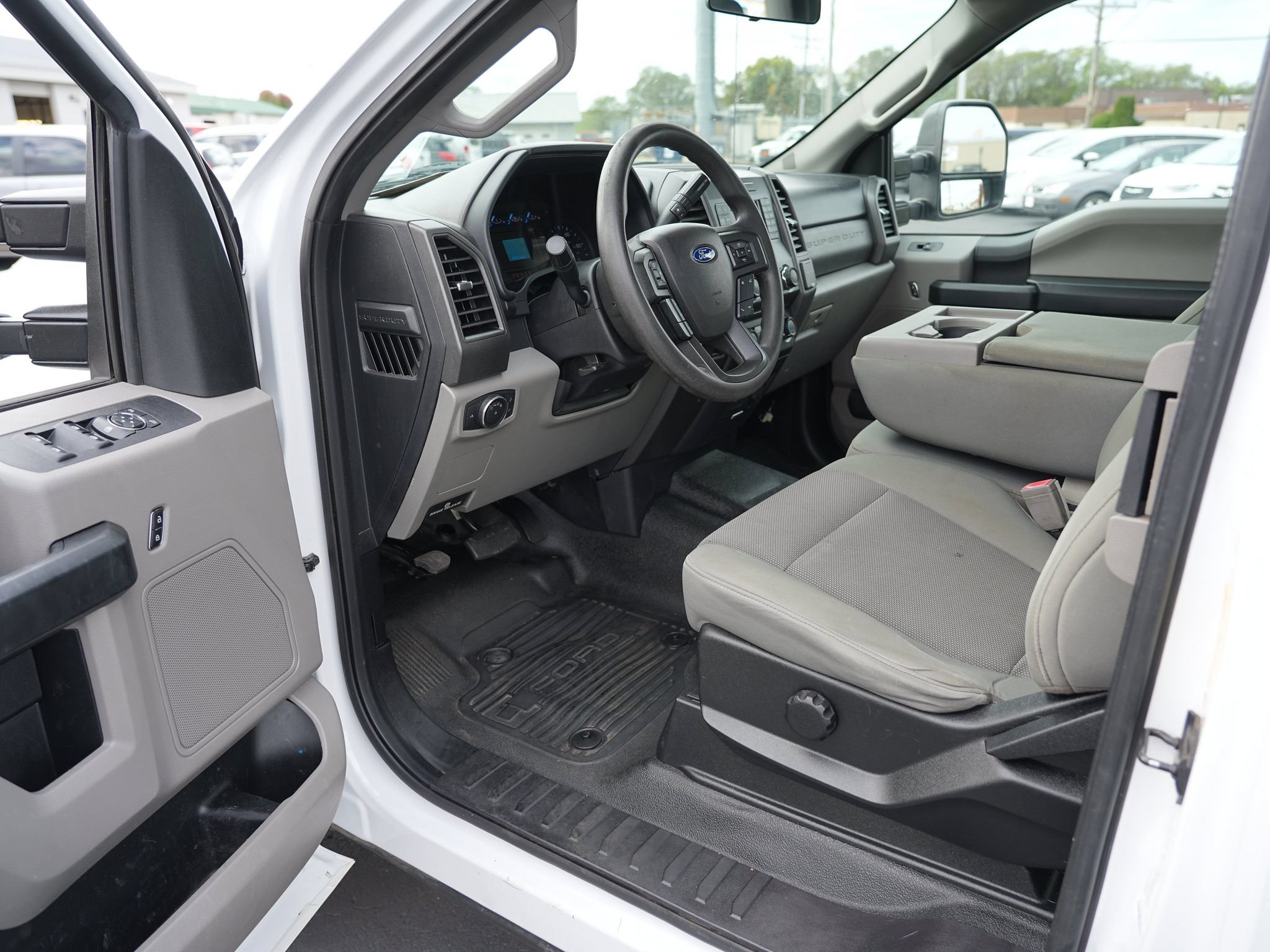 Used 2018 Ford F350 XL AWD/4WD image 14