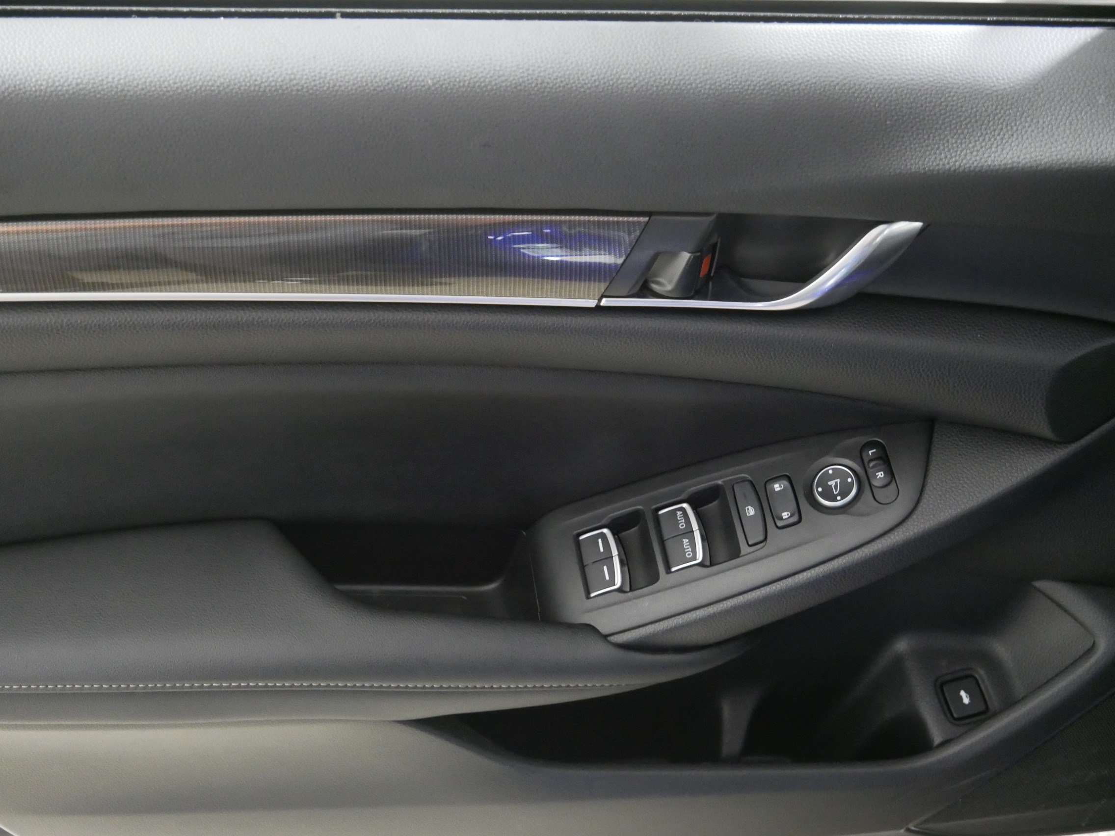 Used 2022 Honda Accord Sport image 19
