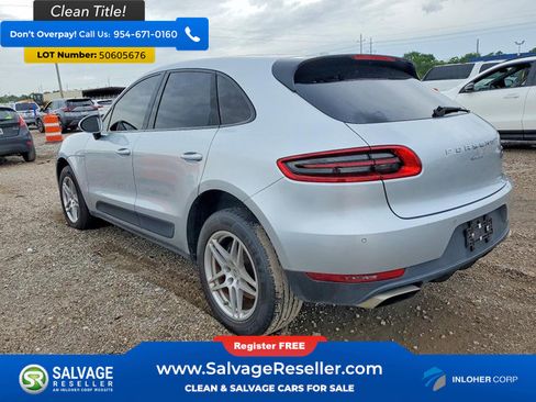 Used 2017 Porsche Macan AWD/4WD image 3