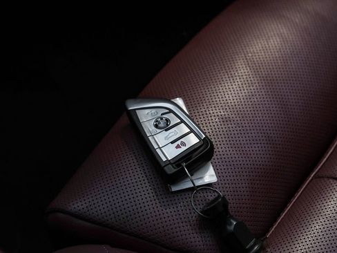 Used 2022 BMW X6 M50i w/ Parking Assistance Package image 83