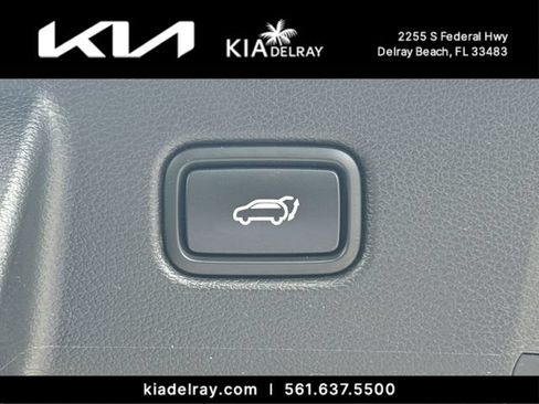 Certified 2021 Kia Telluride SX w/ Towing Package FWD image 9
