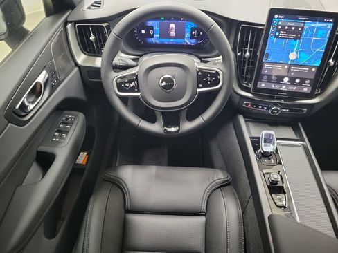 New 2026 Volvo XC60 B5 Ultra w/ Protection Package Premier AWD/4WD image 17
