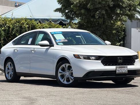 Certified 2023 Honda Accord LX image 2