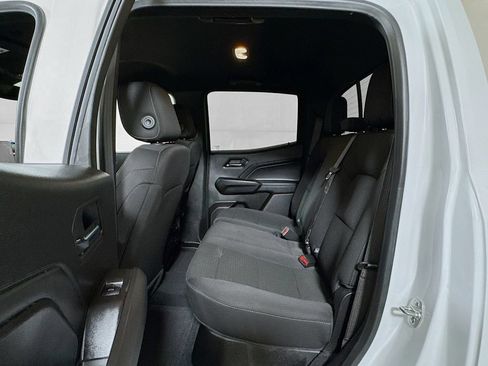 Used 2025 GMC Canyon Elevation RWD image 21