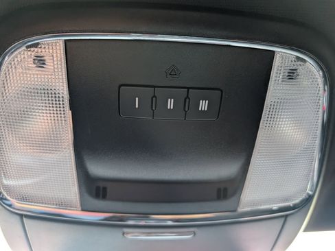 Used 2023 Dodge Charger GT w/ Blacktop Package image 38