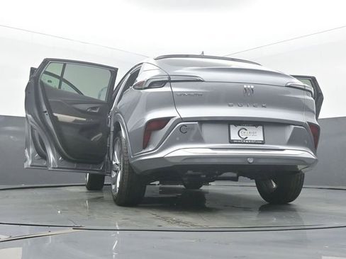 New 2026 Buick Envista Avenir FWD image 60