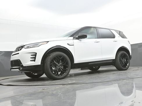 New 2026 Land Rover Discovery Sport Landmark AWD/4WD image 36