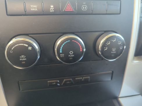 Used 2012 RAM 1500 Big Horn image 35