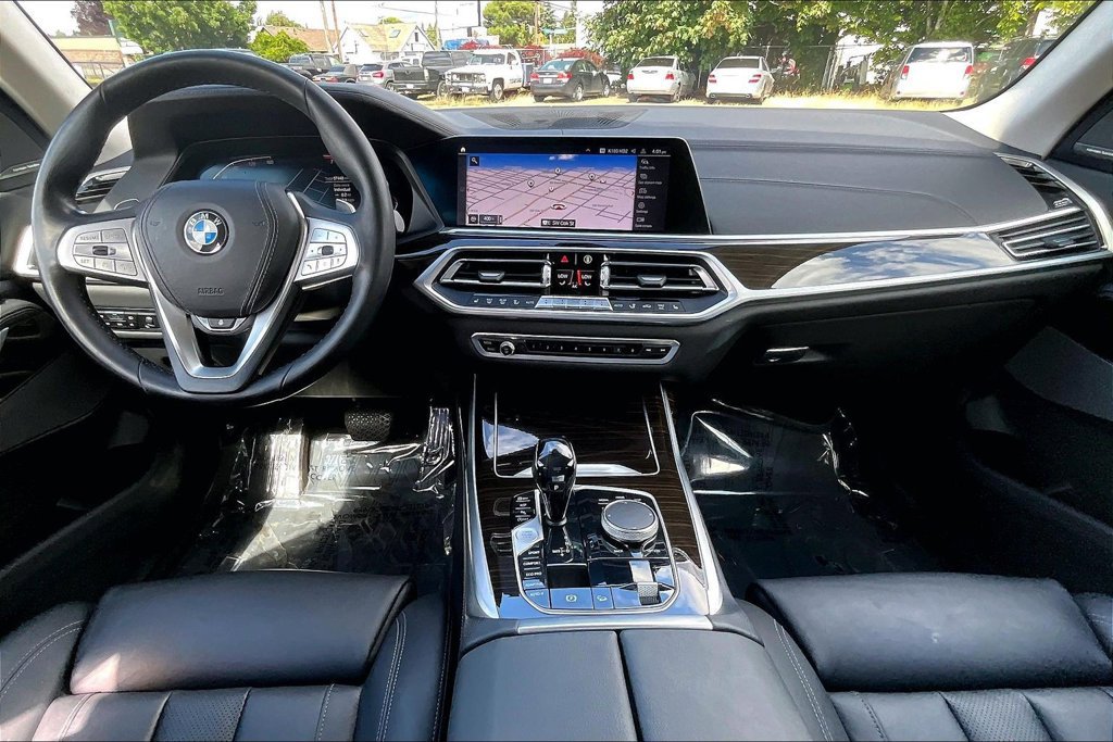 Used 2020 BMW X7 xDrive40i w/ Premium Package AWD/4WD image 16