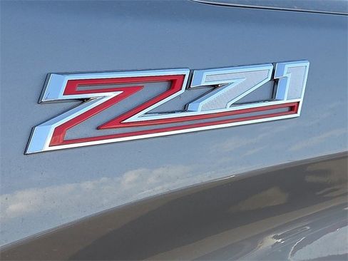 New 2026 Chevrolet Silverado 1500 LT Trail Boss w/ Convenience Package II image 7