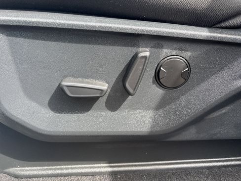 Used 2025 Ford F150 XLT w/ Equipment Group 302A MID image 20